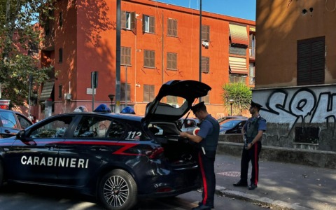 Blitz antidroga al Quarticciolo, 13 arresti