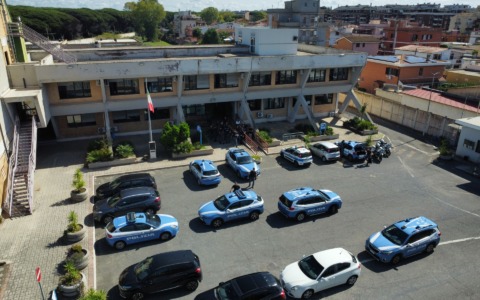 Controlli sul litorale, identificate 400 persone: 4 arresti