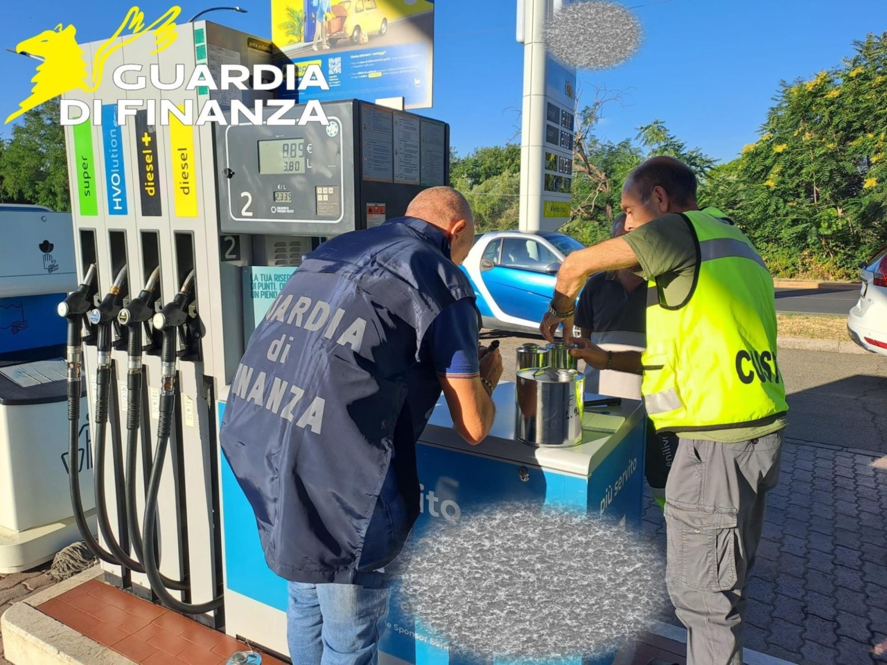 Frode in commercio, sequestrati oltre 4.000 litri di carburante
