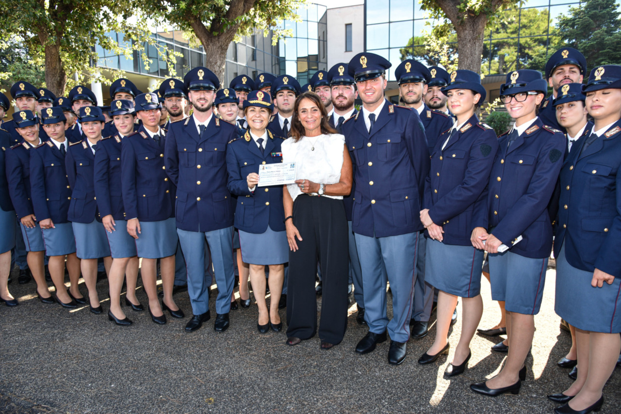Giovani Agenti, oltre 3mila euro in beneficenza. Solidarietà ai bambini e alle famiglie della Polizia