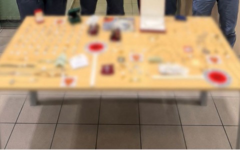 Truffe agli anziani, alla stazione Termini un arresto e un raggiro sventato