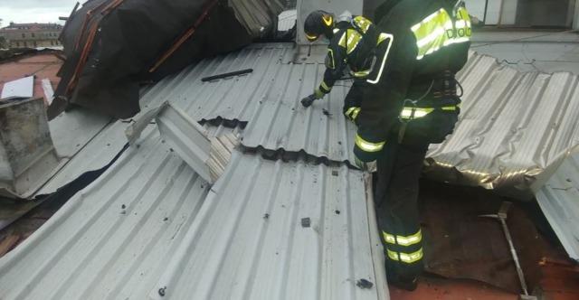 Tromba d’aria a Massimina, danni alla sede della protezione civile