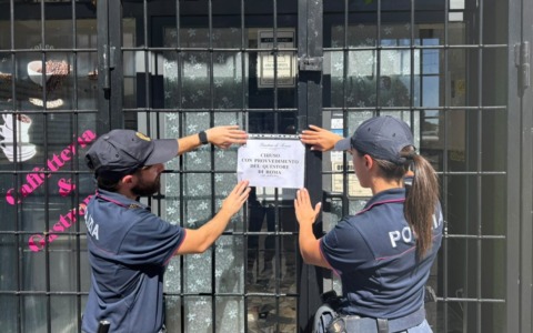 Risse e armi, nuovo sospensione per un bar sulla Casilina