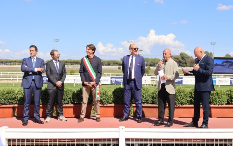 Ippodromo delle Capannelle, oltre 5 mila persone per la festa del centenario