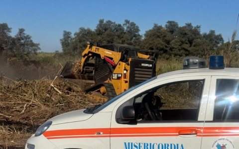 Incendio a Isola Sacra, domati nuovi focolai nella notte