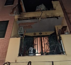Incendio in un appartamento, paura in via Ottaviano