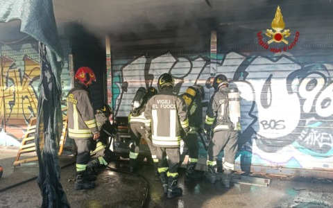 Incendio in un box
