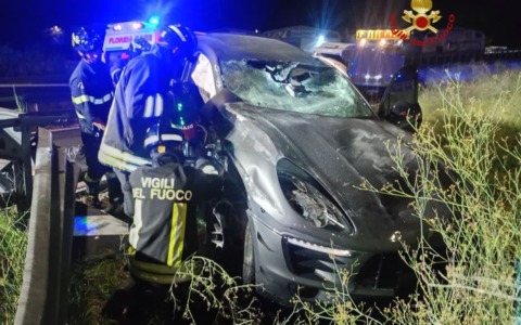 Incidente sul Grande Raccordo Anulare, feriti due ragazzi