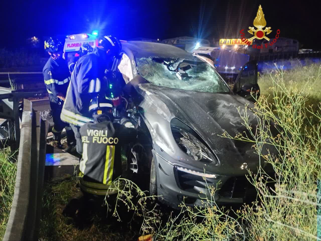 Incidente sul Grande Raccordo Anulare, feriti due ragazzi