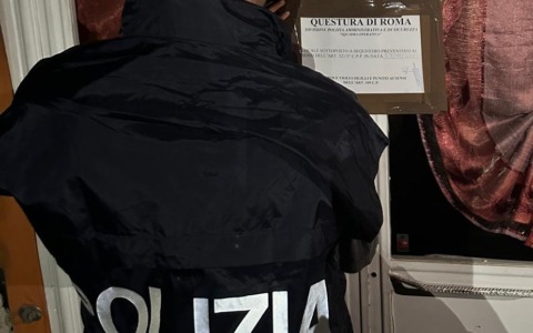 Festa scolastica senza autorizzazioni, locale sequestrato