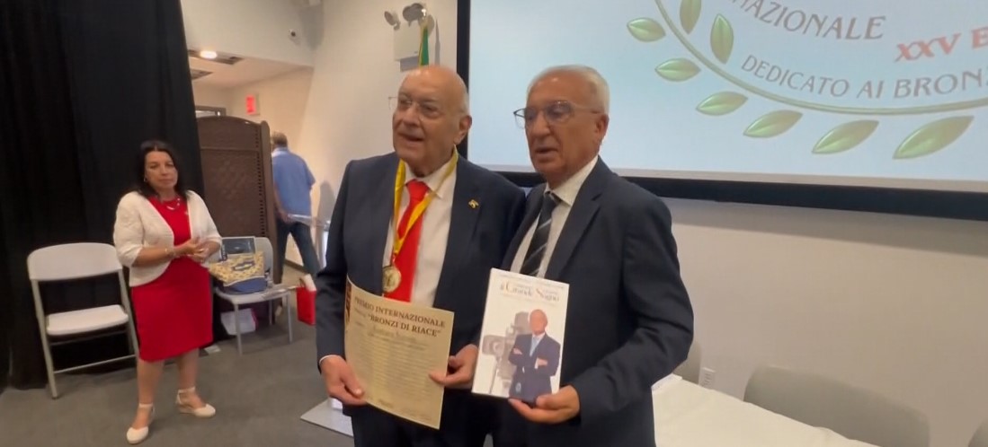 Il Premio Internazionale dedicato ai Bronzi di Riace arriva a New York, riconoscimento a Gianfranco Sciscione. VIDEO