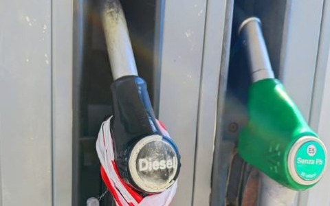 Gasolio adulterato, sequestrati oltre 26mila litri