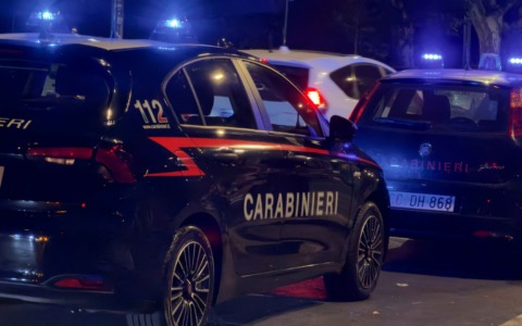 Accoltellato a morte nel parco Montagna, indagano i Carabinieri