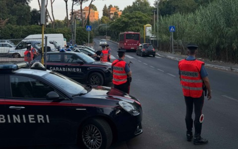 Crack, cocaina e banconote false, 4 arresti dei carabinieri