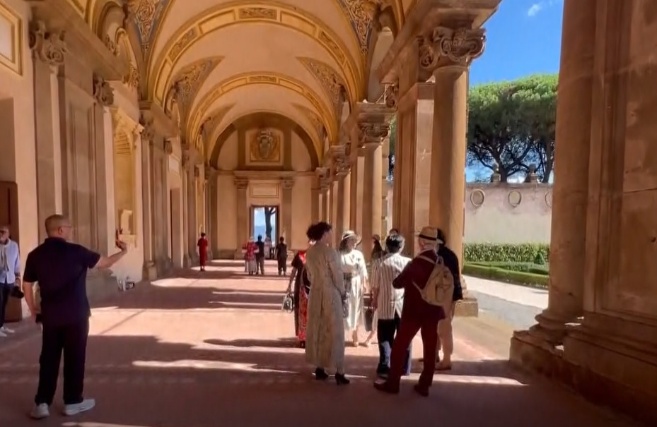 Villa Mondragone, la visita della delegazione cinese