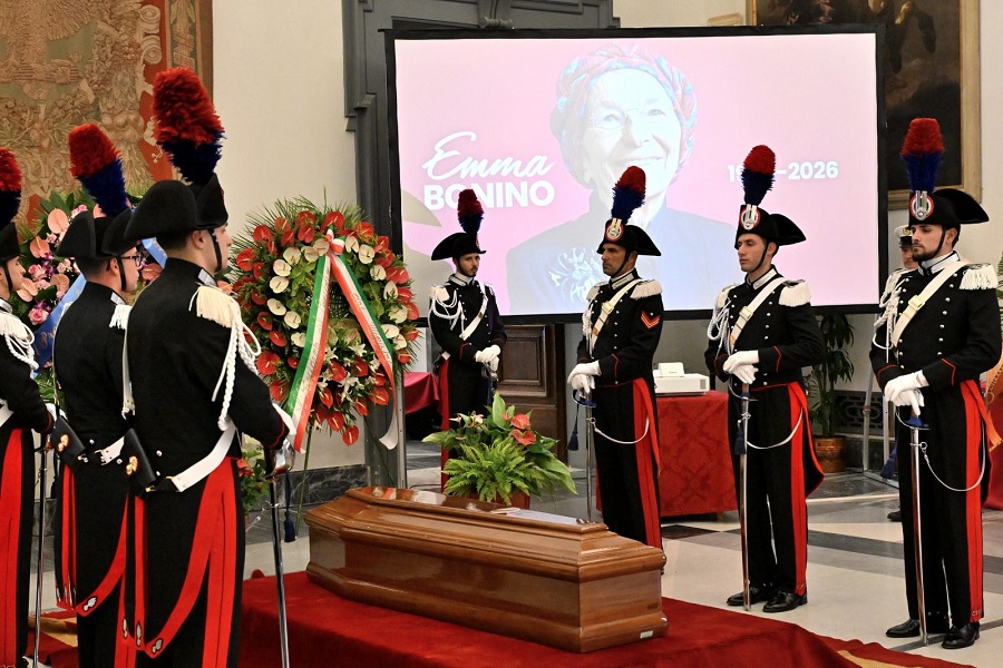 L’ultimo saluto ad Emma Bonino in Campidoglio
