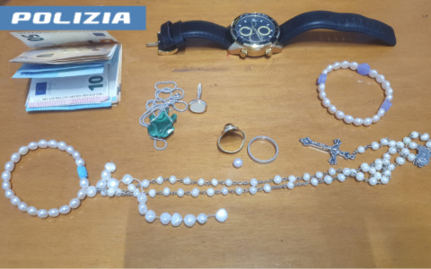 Truffa agli anziani, inseguimento ed arresto sull’autostrada A1