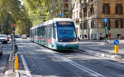 Tram 8, da lunedì 21 riprende il servizio lungo l’intero percorso