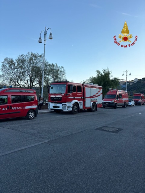 Si allontana da casa, anziano trovato morto nel lago