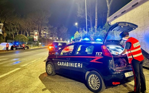 Maxi controlli dei Carabinieri, 5 arresti, 20 denunce e un bar sospeso