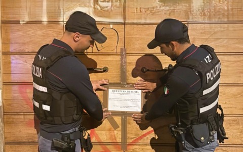 Sequestrato un kebab in Largo Arenula: gravi carenze igieniche e impianti non a norma