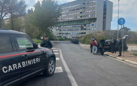 Blitz dei Carabinieri al Corviale e al Trullo: 4 arresti, 10 denunciati e maxi controlli nel quartiere