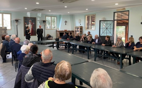 I Carabinieri al fianco degli anziani: incontro al Trullo per prevenire e sventare le truffe