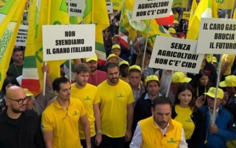 Caro gasolio, la protesta degli agricoltori del Lazio