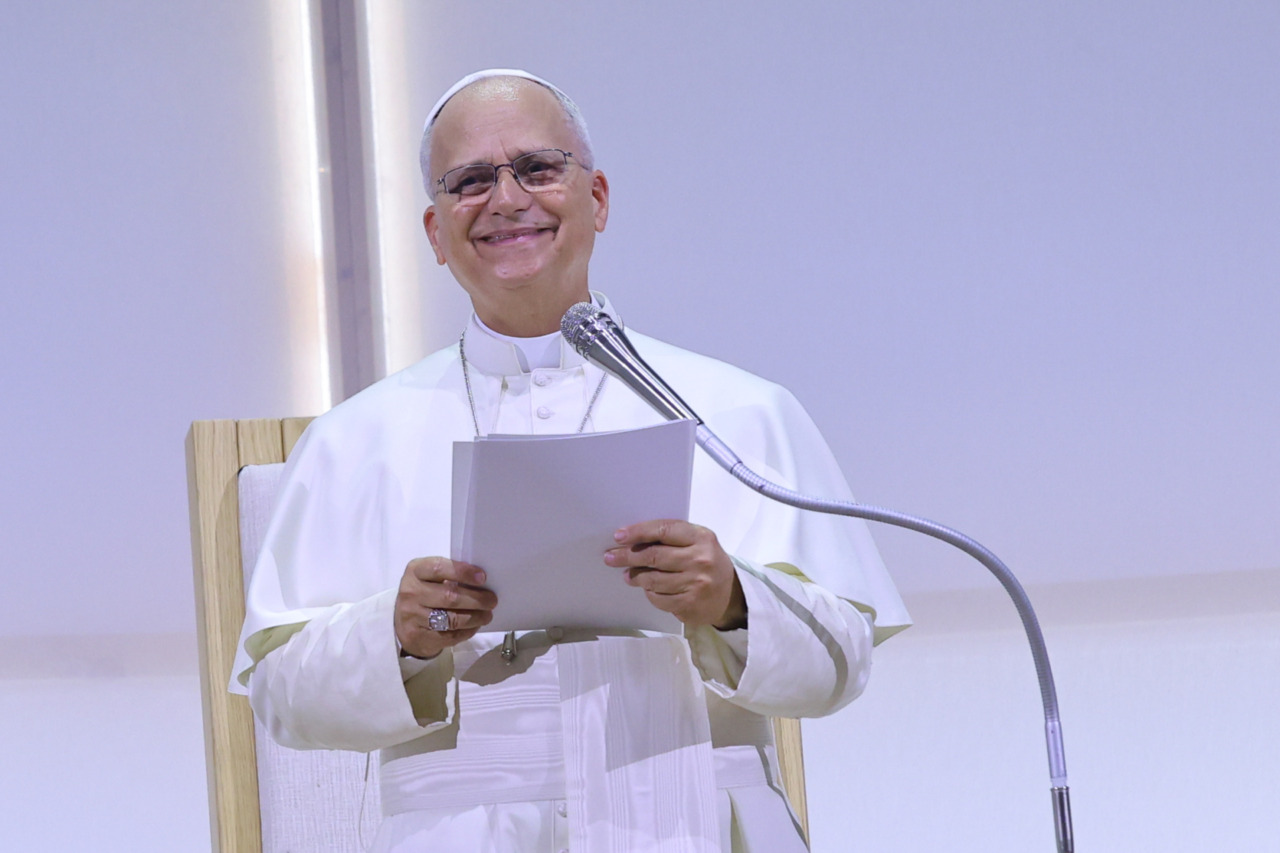 Papa Leone torna all’Angelus dopo l’intervento: “Grazie a chi ha pregato per me”