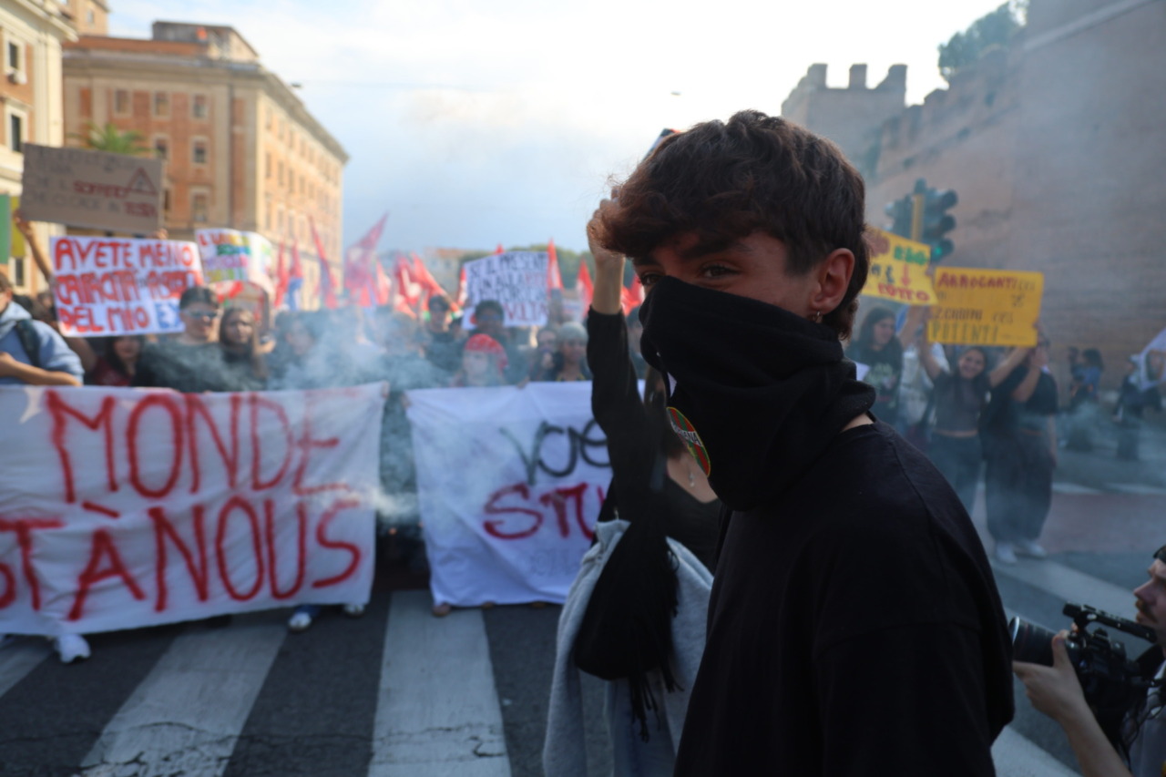 Sciopero e cortei, dodici ore di mobilitazione nella Capitale