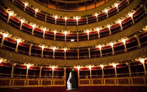 Dopo 16 anni riapre il Teatro Valle