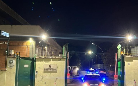 Blitz dei Carabinieri in una palestra dismessa, sei arresti in flagranza per furto aggravato