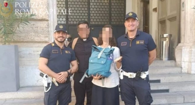 Recuperato uno zaino rubato ad una suora portoghese