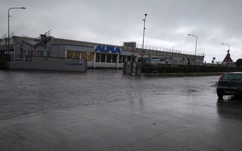 Maltempo, emergenza ad Anzio e Nettuno. Strade impraticabili