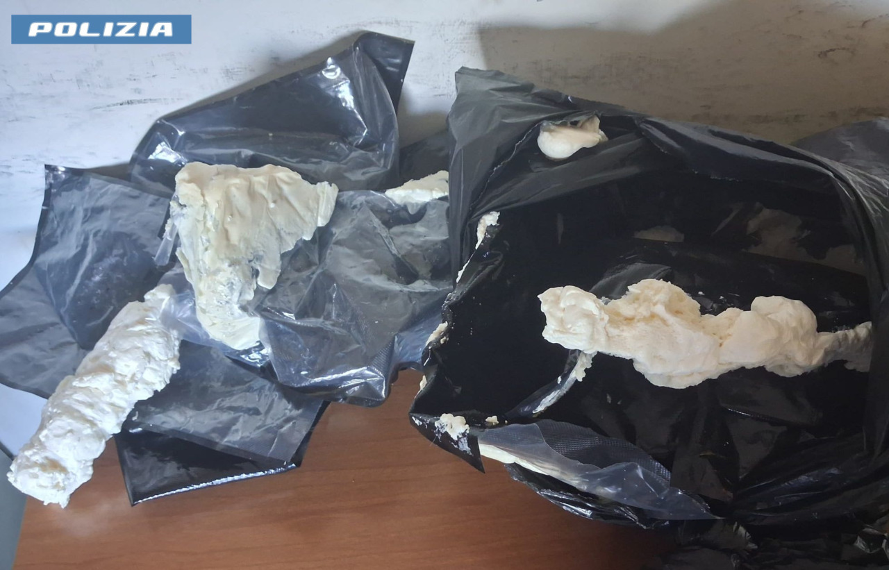 Scoperti e sequestrati tre chili di marijuana “al mentolo”