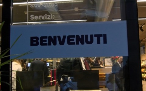 Esselunga ha inaugurato due nuovi negozi