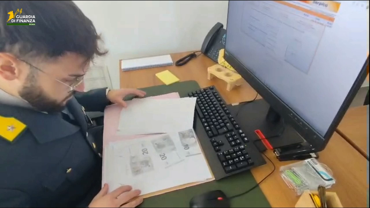 Finta dirigente dell’Agenzia delle Entrate truffava i contribuenti, scoperta dalla Guardia di Finanza. IL VIDEO